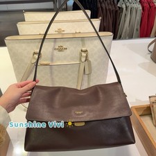 NWT Coach Chelsea Shoulder Bag 30 Brass maple grain Leather Cds58