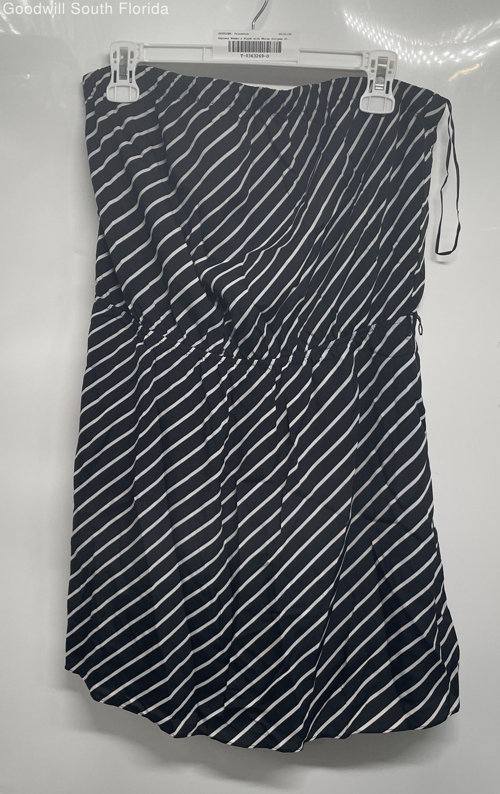 Express Womens Black White Striped Sleeveless Pullover Mini Dress Size Medium