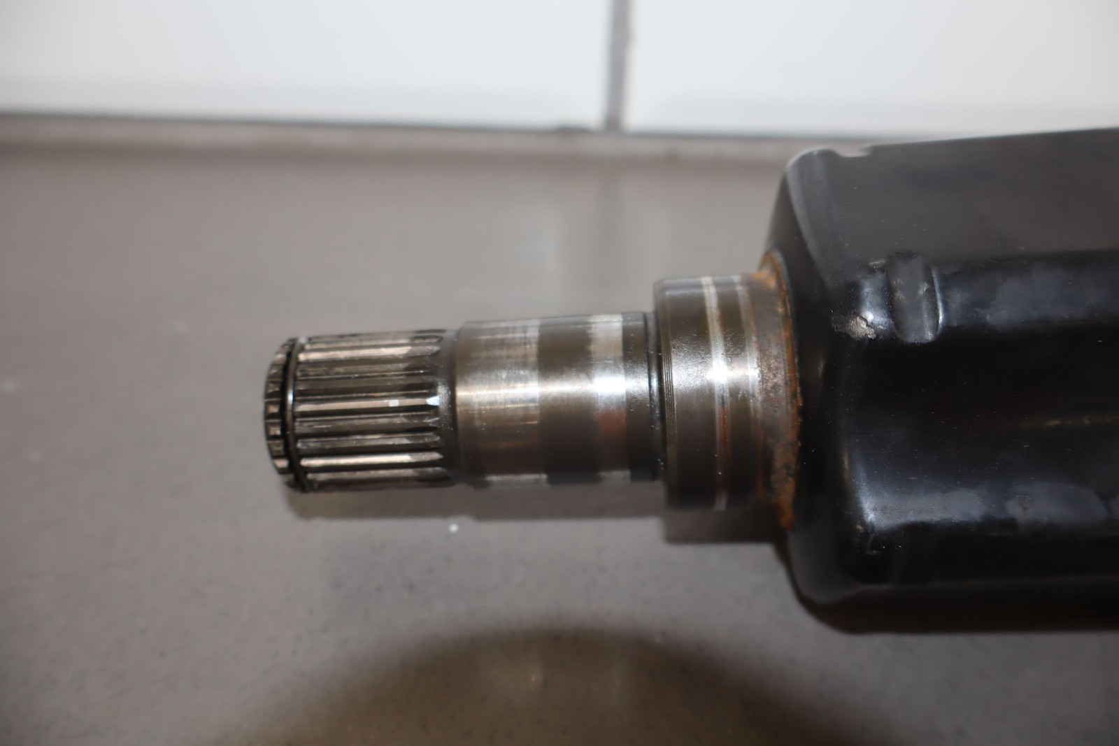 14-17 Maserati Ghibli AWD Front Right RH Passenger Axle Shaft (77k Miles)