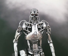 Neca Terminator Endoskeleton T-800 Action Figure 2009