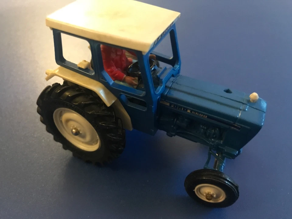 Vintage Britains Farm - Ford 6600 Tractor, 9524, 1976. - Image 4 of 4