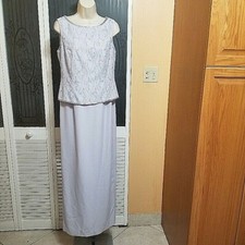 David's Bridal Ladies Beautiful Beaded Silver Gray Dress - Size 6