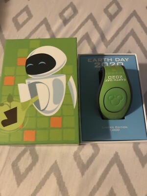 Disney Parks Pixar Wall-E Eve Earth Day 2020 Magic Band LE1000 In Hand