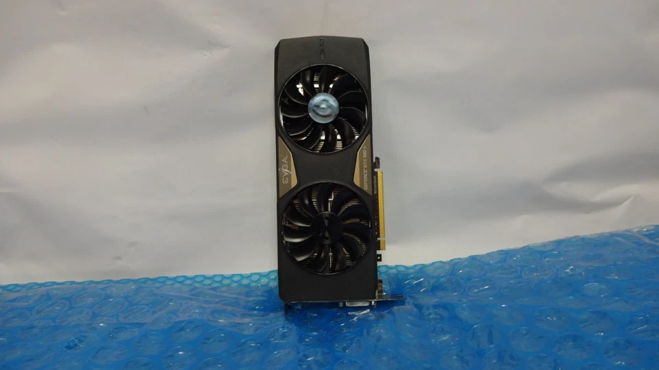 EVGA NVIDIA GeForce GTX 980 4Gb GDDR5 Graphics Card - Image 2 of 4