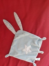 DOUDOU PLAT lapin TEX BABY BLEU BLANC ETOILE ARGENTE - TBE