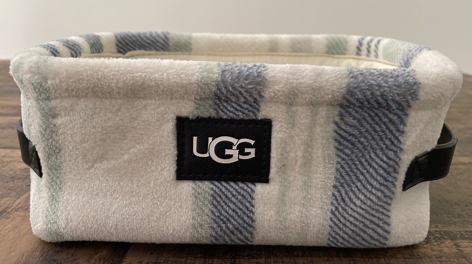 UGG Marissa Plush/Fuzzy Storage Organizer Home Bathroom/Laundry Basket/Bin