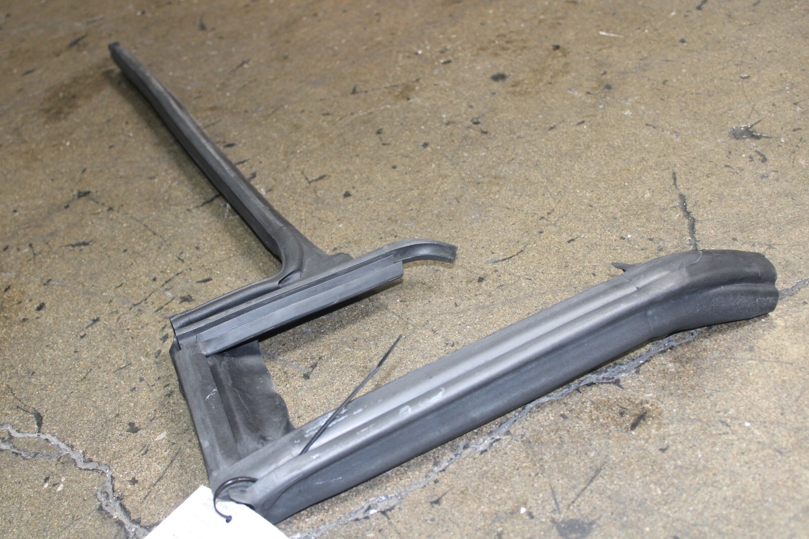 Ferrari 458 Spider, LH Rear, Upper Perimeter Seal Used, P/N 84163210
