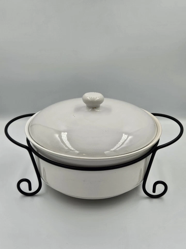 Tigela Home Essential and Beyond com rack de ferro branco 11" redonda - usada sem caixa - Imagem 4 de 4