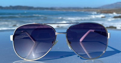 Elle Chrome/White Aviator Sunglasses-Fashionable Affordability/ Very Nice Cond