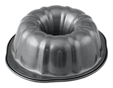 Wilton 2105-6803 Gray Premium Fluted Tube Pan 9-1/4 L x 9-1/4 W x 3-5/8 D in.