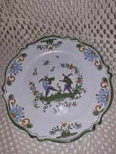 Assiette décorative Roullet Renoleau Charente décor musiciens grotesque s 