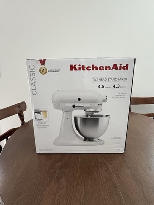 KitchenAid Classic Series K455 4.5 Quart Tilt-Head Stand Mixer