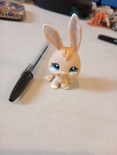 Figurine Littlest Pet Shop Hasbro – Lapin Ou Lièvre N°75 – Occasion, Peut-être Chien ?
