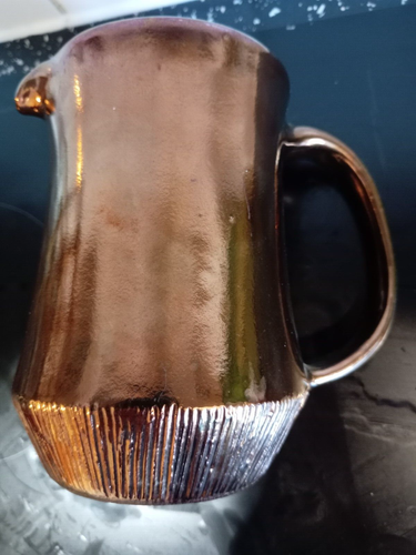 Perfect large Creigiau Studio pottery copper lustre jug. 14.5 centimetres tall. - Picture 2 of 18