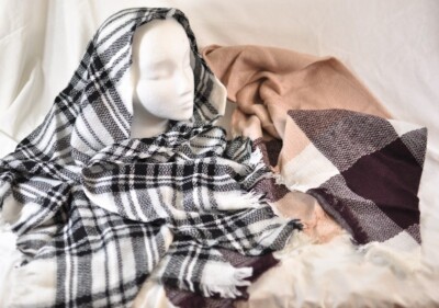 womens lot of 2 winter scarves triangle measures 89'' X 45'' black & white neutral