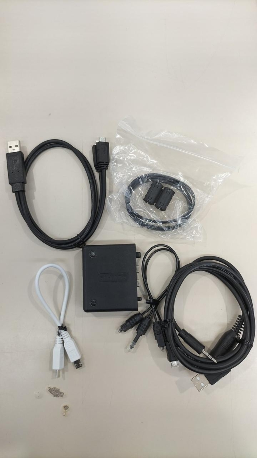 CHORD Electronics MOJO Portable Headphone Amplifier with cable accessory pack