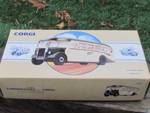 CORGI - LEYLAND TIGER - MAYPOLE  - 1/50 SCALE MODEL BUS - 97210 - Picture 2 of 6