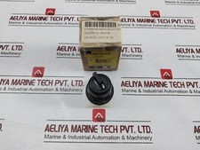 Schneider Electric 9001SKS11B Selector Switch Operator 7 85901 52436 6