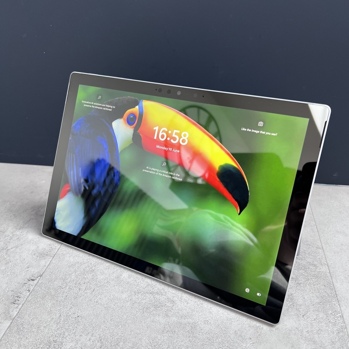 Microsoft Surface Pro 7 Intel Core i5 8GB Ram 128GB SSD Silver