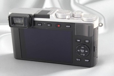 Mint] Leica D-LUX 7 Silver Compact Digital Camera 17MP 4K Wi-Fi w