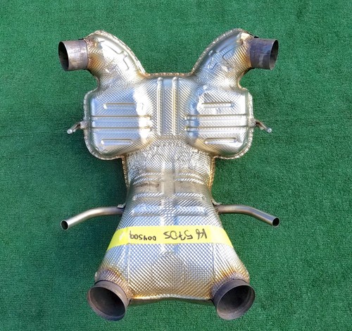 McLaren 570S Heat shield P/N 13HA004CP Photo - $429