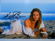 KELLY LYNCH Signed/Autographed 8x10 Photograph