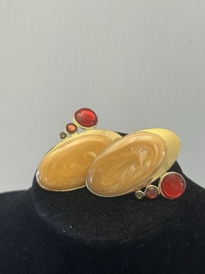 VTG 80sSIGN LAWRENCE BOTT  1.5 PIERCED EARRINGS GOLD TONE AMBER RED RESIN STONES