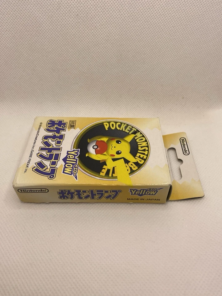Tarjetas de juego Pokémon amarillas de batalla de monstruos de bolsillo nuevas en caja 1998 hechas en Japón Foto 2 de 4