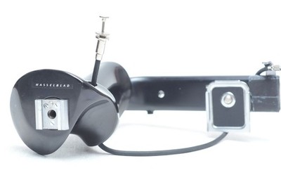Hasselblad Flash Gun Bracket Hand Grip w/Manual Release cable