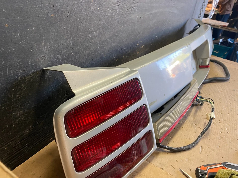 Отделочная панель заднего кузова Oldsmobile Cutlass 1989–1991 годов выпуска отделка багажника S3348 DG - Изображение 3 из 4