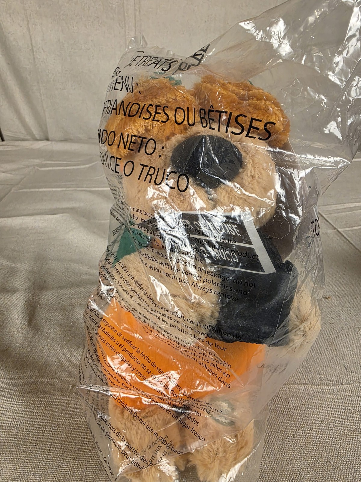 Avon We Got The Treats Halloween Singing Puppy Plush New Sealed