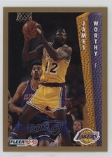 1992-93 Fleer Drake's James Worthy #26 HOF 1a5z
