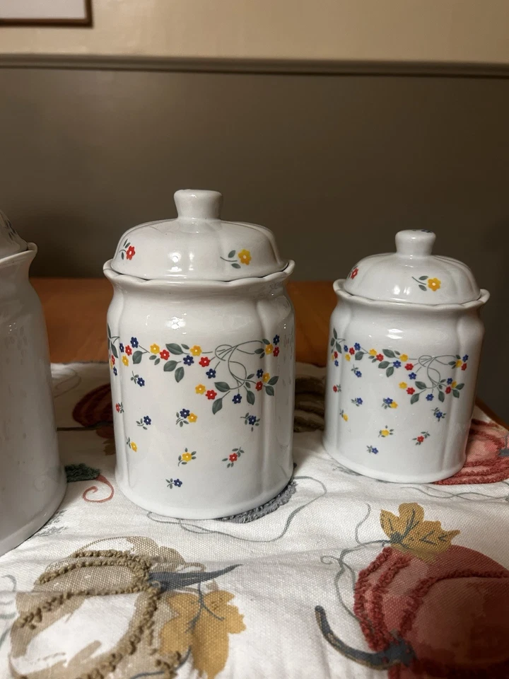 Juego de 4 botes de prado inglés CorningWare vintage con tapas años 80 Cottagecore Foto 4 de 4