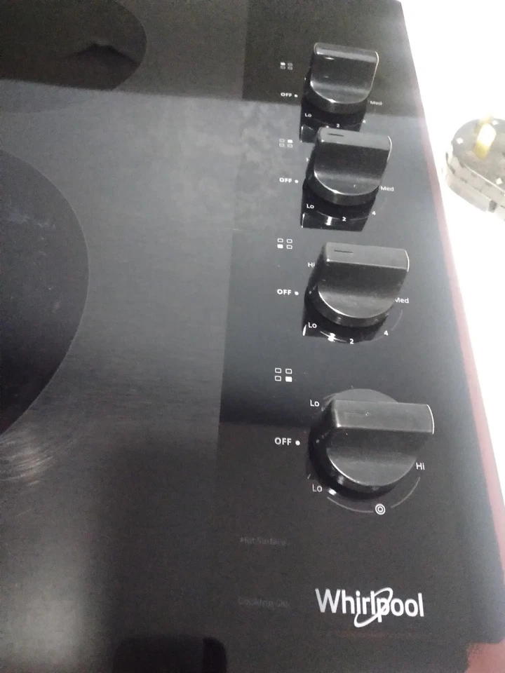 Whirlpool WCE55US0HB01 Cocina Eléctrica 4 Elementos Cerámica Vidrio  Foto 3 de 4