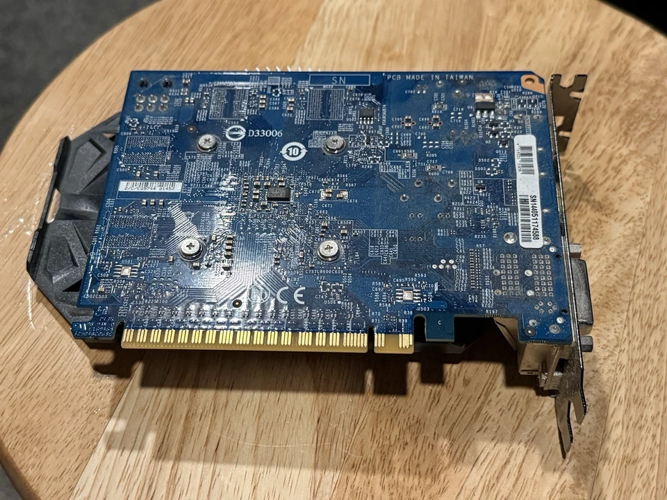 Gigabyte GTX750 GDDR5-2GB 2xDVI-I/DVI-D/2xHDMI OC GV-N750OC-2GI GPU LPV073 - Image 3 of 3