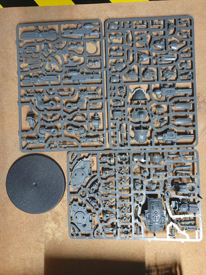 GAMES WORKSHOP Chaos Knights War Dog Wardog. Warhammer 40k