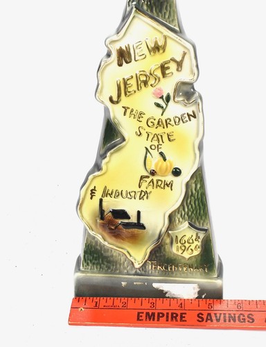 Jim Beam New Jersey The Garden State Farm Industry Decanter Empty - Picture 8 of 9