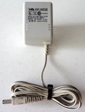 CA Cyber Acoustics AC/DC Class 2 Adapter D41-09-600 DC 9V 600mA barrel plug end