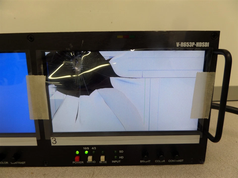 Juego de montaje en rack triple monitor Marshall Electronics V-R653P-HDSDI Foto 2 de 4