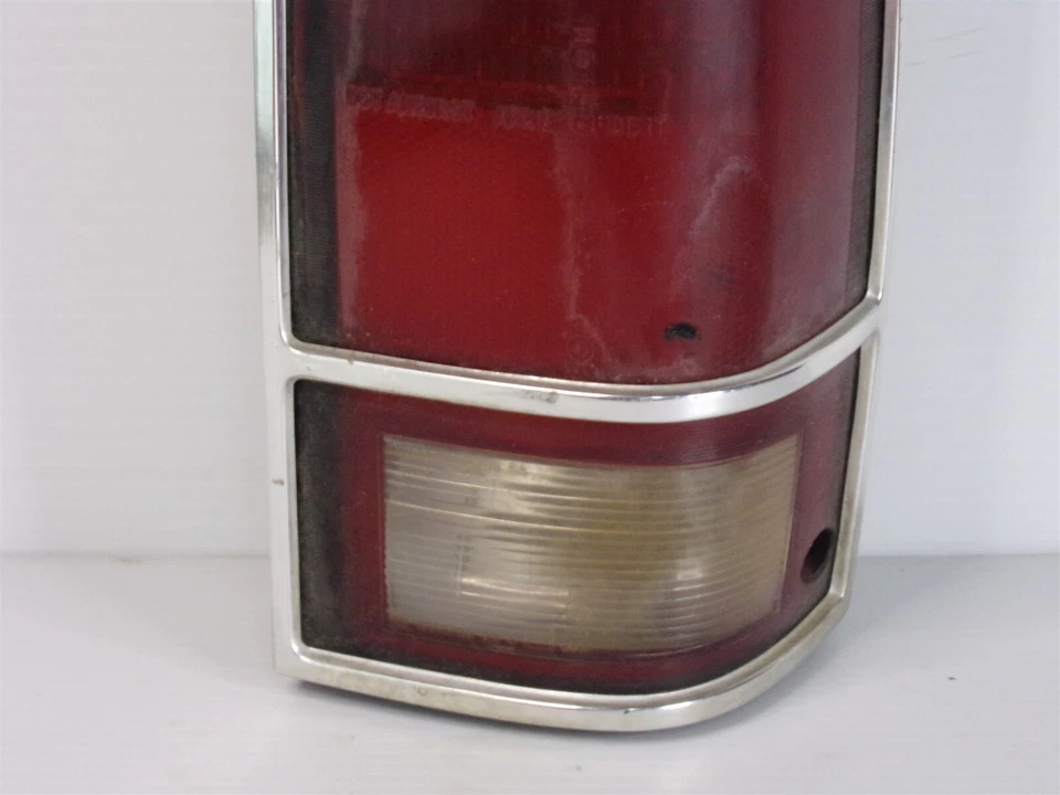 Luz trasera derecha Chevrolet S10 1985-1994 camioneta Blazer OEM 5973312 85 86 87 88 89 Foto 3 de 4