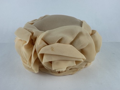 Vintage Women’s Beige Cream Chiffon Hat Cloche Style - Picture 3 of 14