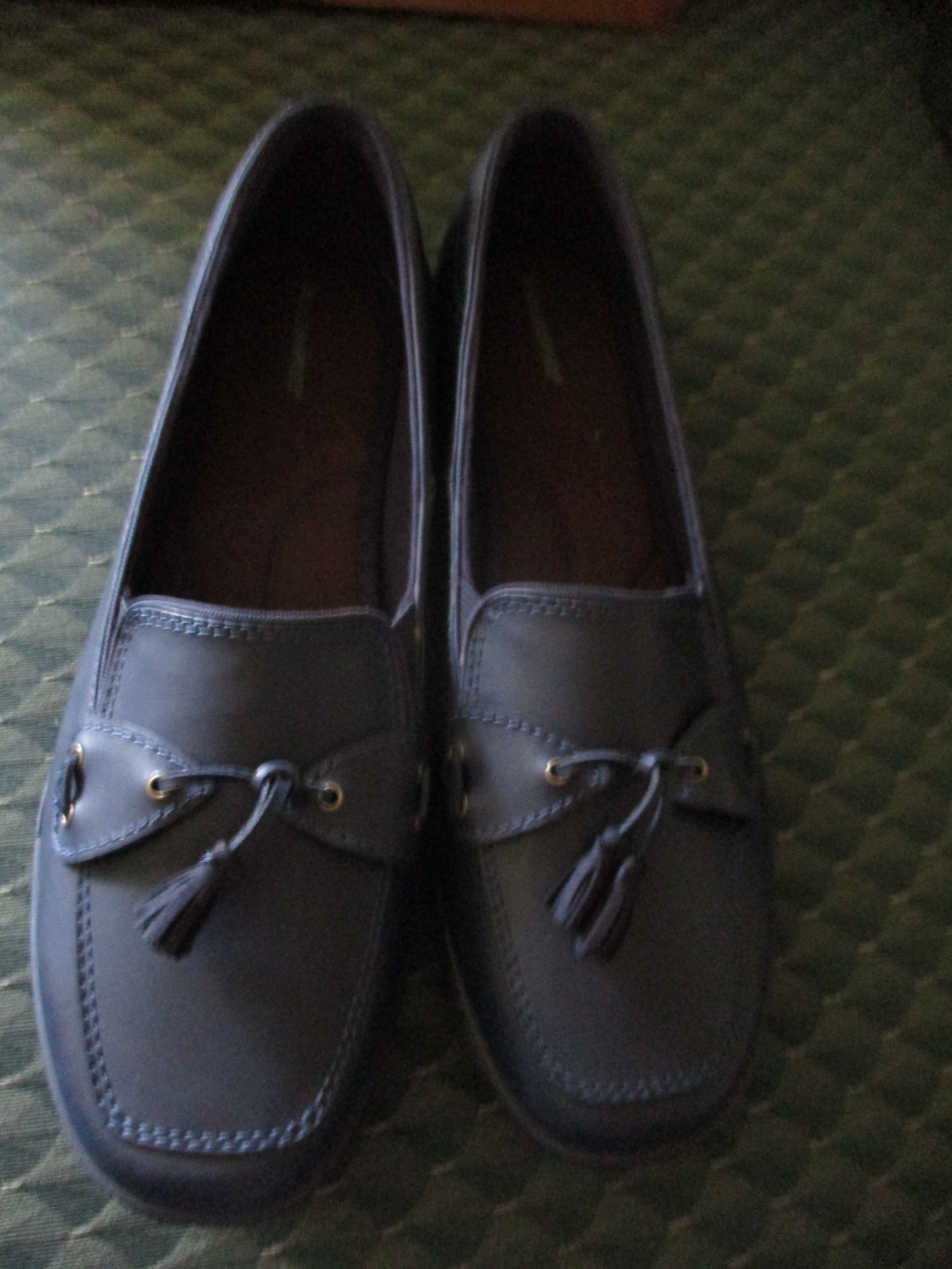 Grasshoppers Women's Arden Slip-On  Leather Loafer 12 WW w/ Tassel Navy New