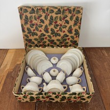 Meito China 22K Gold Trimmed Childs Tea Set 6 Place Setting Original Box Vintage