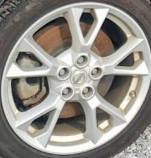 2014 Maxima Oe Wheel 18x8 5 V Spokes Flat Spoke Bright Silver Nissan
