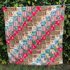 Patchwork Christmas Quilt Christmas Theme 40  L x 39  W