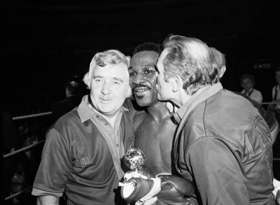 Maurice Hope v Rocky Mattioli WBC World Super Welterweight Title a- Old Photo 13
