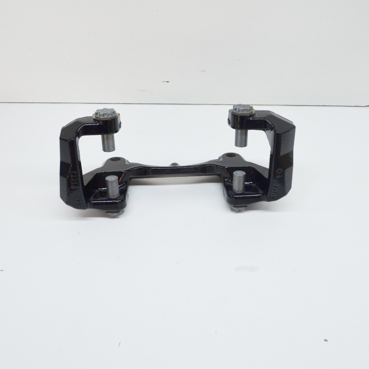 AUDI A5 Sportback 8T Front Right Caliper Carrier 8T0615126 NEW 