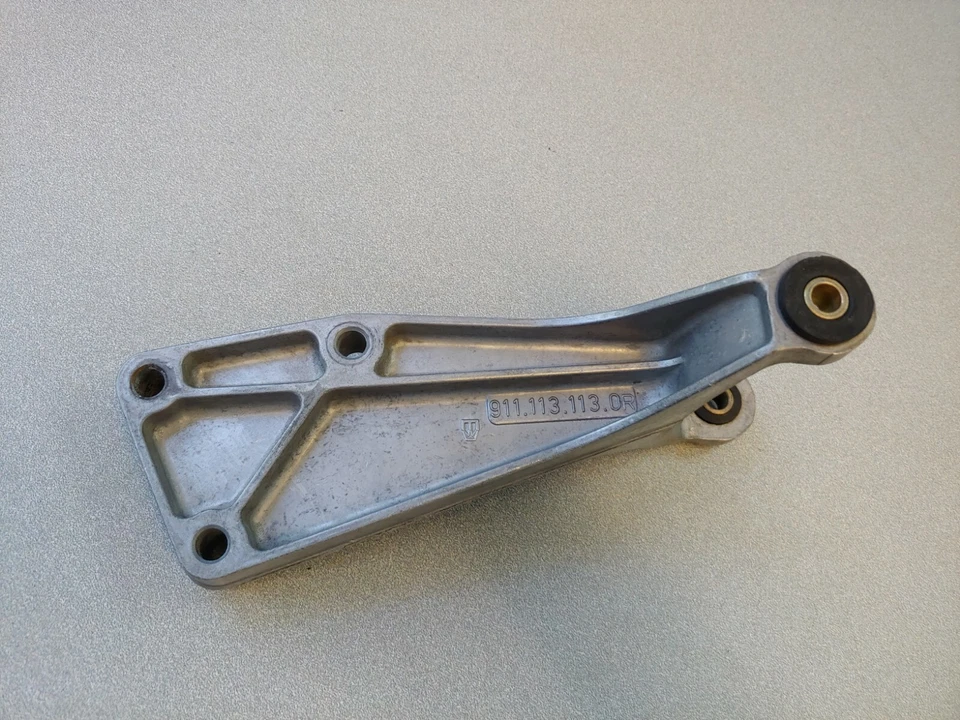 EXCELLENT USED ORIGINAL PORSCHE 911 S SC ALUMINUM AIR PUMP MOUNTING BRACKET - Image 2 of 4