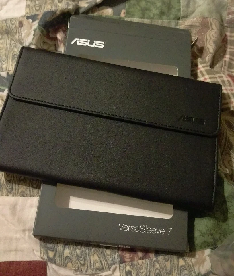 Asus VersaSleeve Carrying Case (Sleeve) for 7" Tablet - Black - Image 2 of 4