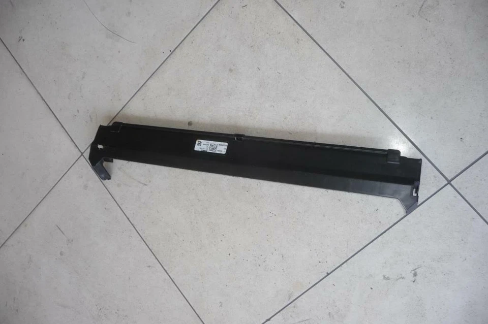 Rolls Royce Phantom RR11 EWR RR12 2017-2020 cubierta superior de refrigeración 17118663013 OEM Foto 2 de 4